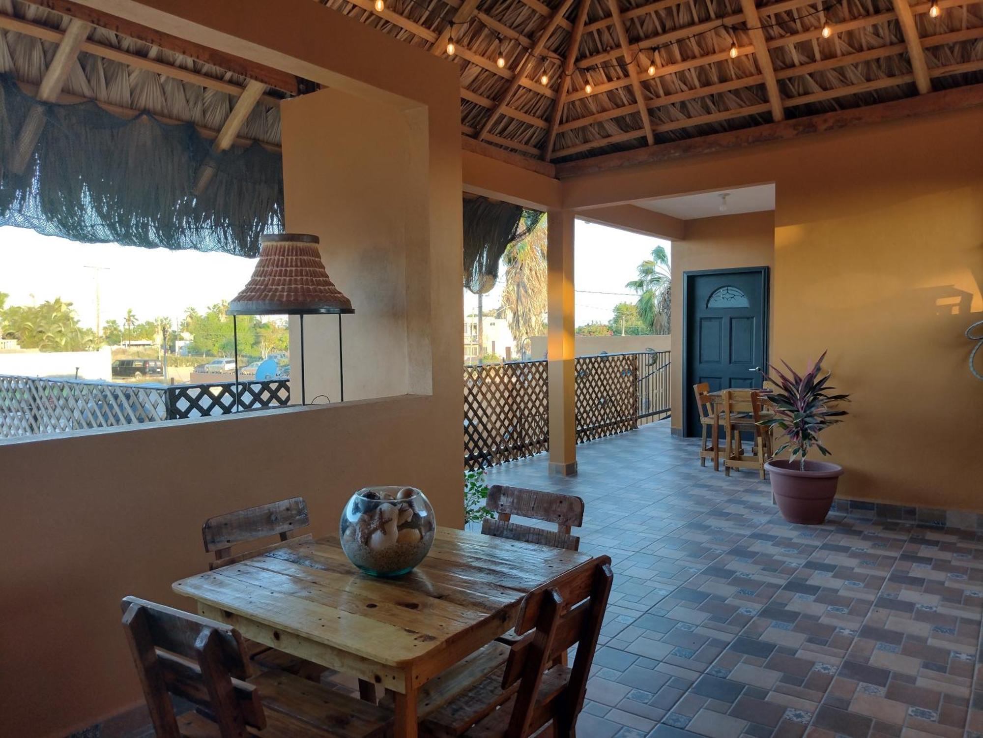 Hotel Prado'S Puerto San Carlos Екстер'єр фото