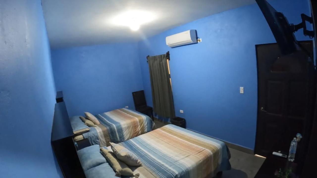 Hotel Prado'S Puerto San Carlos Екстер'єр фото