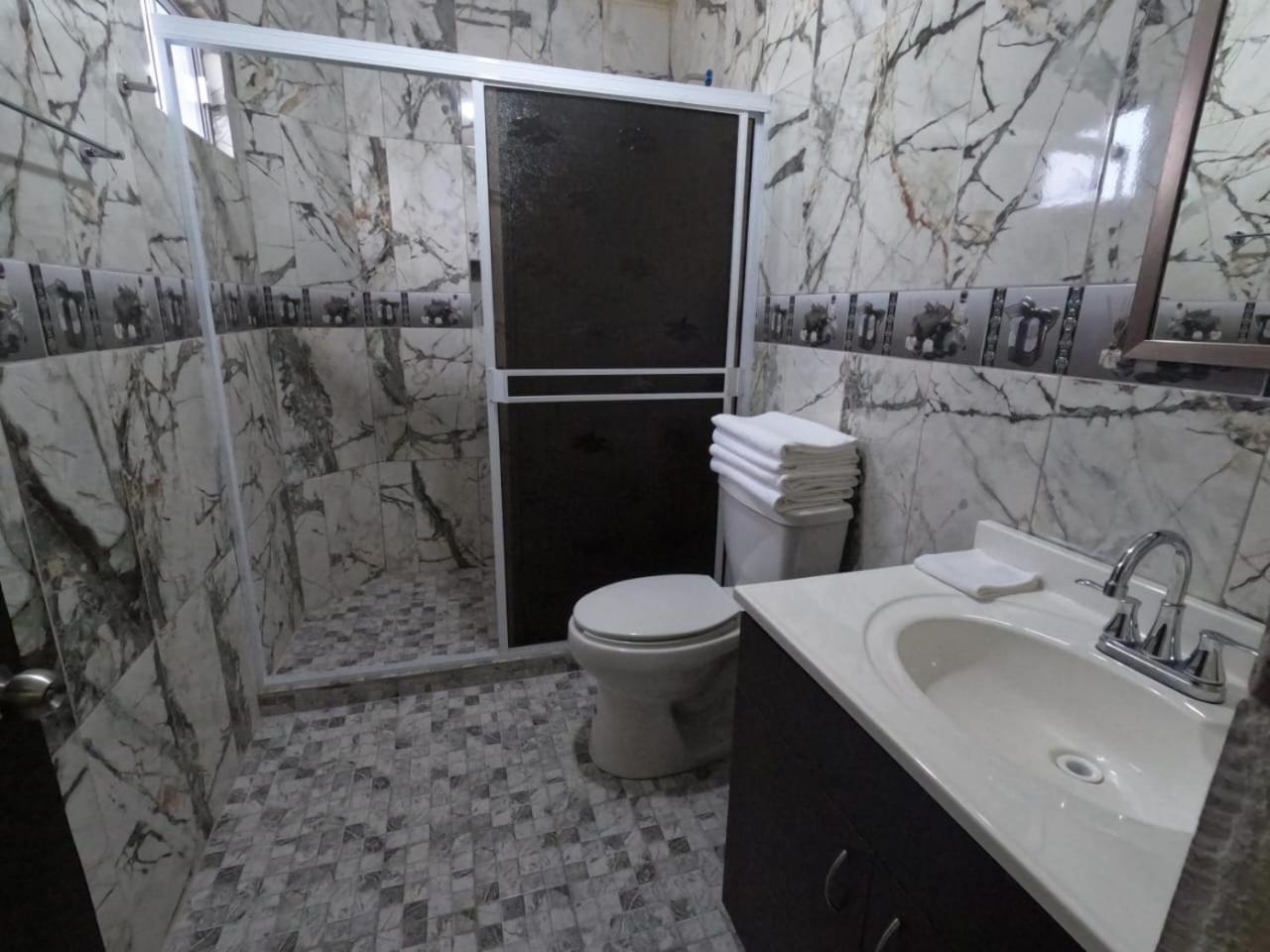 Hotel Prado'S Puerto San Carlos Екстер'єр фото